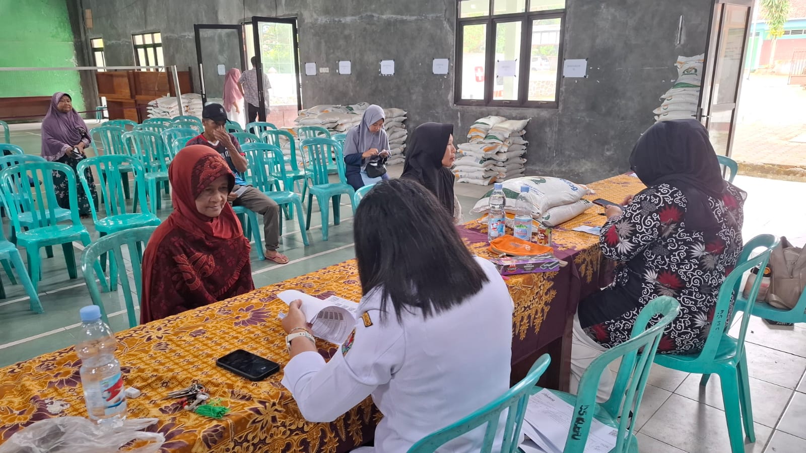 Pembagian Bansos